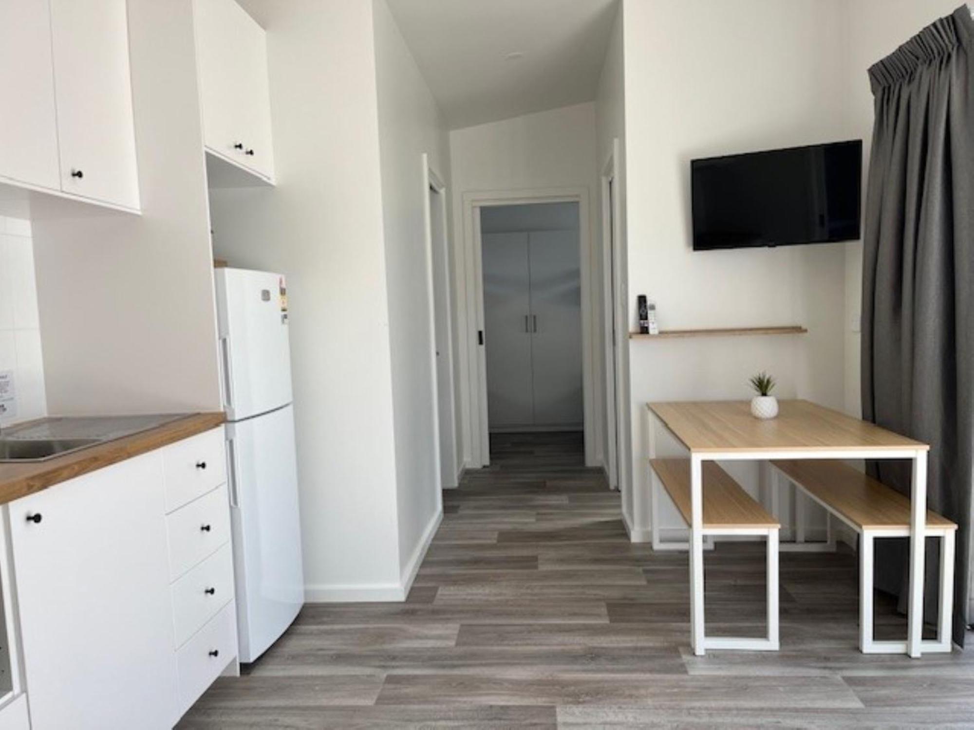 Sea Vu Caravan Park 로브 외부 사진